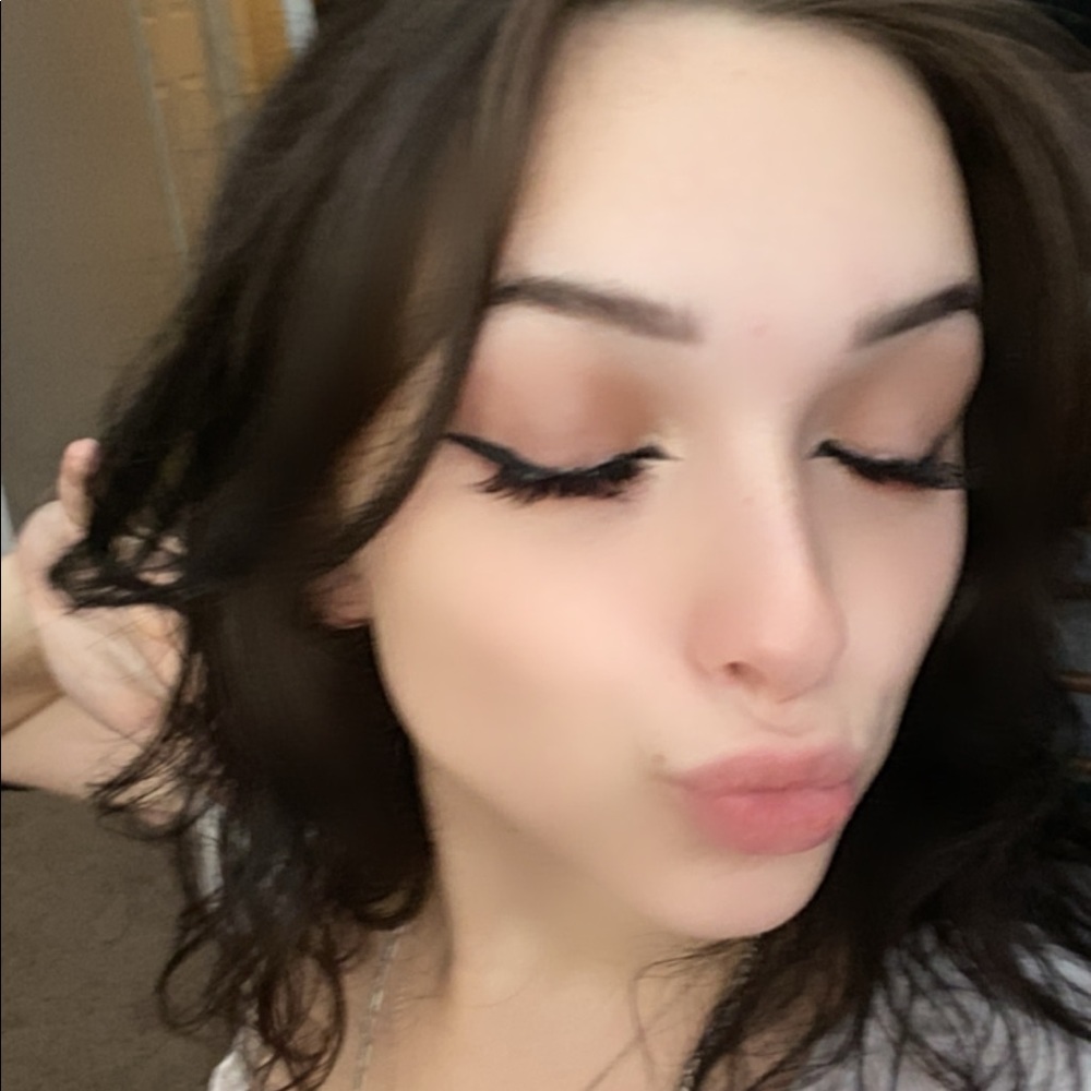 Meet your Posher, Mikayla